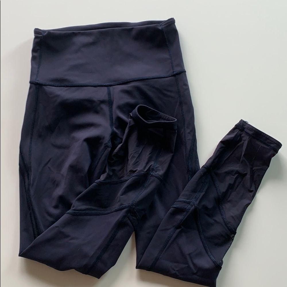 Lululemon Fresh in Mesh Tight 25” Midnight Navy